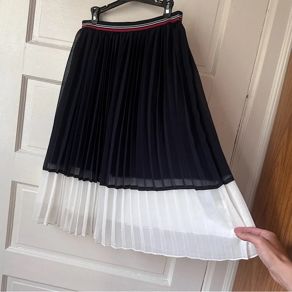 3/$20 💥 Tommy Hilfiger A-Line Pleated Skirt Preppy Classic Academia‎ Teacher XS